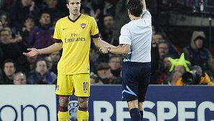 &bdquo;Barcelona&ldquo; atker&scaron;ijo &bdquo;Arsenal&ldquo; ir žengė į kitą UEFA Čempionų lygos etapą 