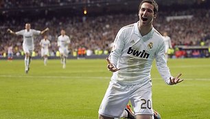 Gonzalo Higuainas