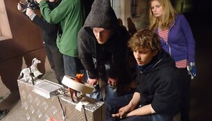 Projekto rengėjai kvieiča mokytis i&scaron; kino.