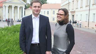 Dr. Vilmantė Pakalni&scaron;kienė ir dr. Tomas Žalandauskas įsitikinę, kad apie mokslą galima kalbėti ir paprasta, visiems suprantama kalba, parodyti įdomiąsias tyrimų puses.
