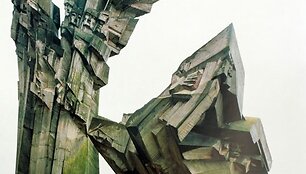 &bdquo;Sovietinio brutalumo grožis&ldquo;, &ndash; taip pristatomas F.Chaubino albumas, į kurį sugulė   sovietinės moderniosios architektūros pastatų nuotraukos