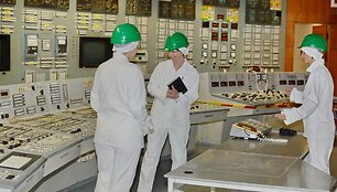 Tokie valdymo pultai elektrinėje yra du &ndash; po vieną kiekvienam energiniam blokui.