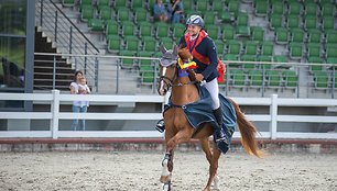 4-mečių žirgų grupės čempionas Justas Gabalis su žirgu Cadet