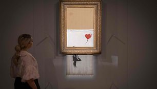 Banksy kūrinys „Meilė šiukšliadėžėje“