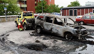 Riau&scaron;ėse dalyvavo nuo 50 iki 100 žmonių