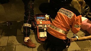 Medikai atgaivino rastą ir narkotikus vartojusią merginą