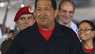 Hugo Chavezas grįžo į &scaron;alį