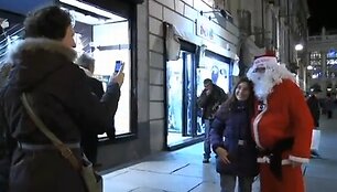 Futbolininkas Alessandro Del Piero virto Kalėdų seneliu