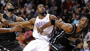 &bdquo;Heat&ldquo; ir &bdquo;Thunder&ldquo; rungtynių akimirka