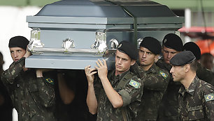 Žuvusių „Chapecoense“ futbolininkų laidotuvės