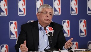 NBA komisaras Davidas Sternas paskelbė apie lokauto pradžią