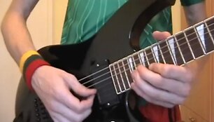 Europos cempionato himnas atliekamas ir gitara