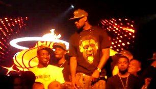 D.Wade'as, L.Jamesas ir kiti  &bdquo;Heat&ldquo; krep&scaron;ininkai naktiniame klube
