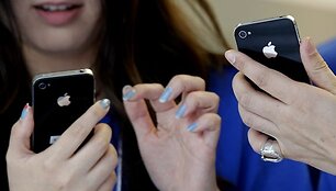 Japonijoje pradėtas pardavinėti &bdquo;iPhone 4S&ldquo;