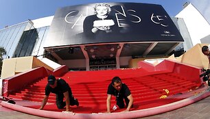 Tiesiamas raudonasis kilimas 65-ajai Kanų kino festivalio ceremonijai