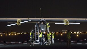 Bernard&rsquo;as Piccard&rsquo;as ruo&scaron;iasi skrydžiui saulės energijos varomu lėktuvu &bdquo;Solar Impulse&ldquo;