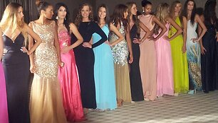 Greta Mikalauskytė (ketvirta i&scaron; kairės) &bdquo;Miss Exclusive of the World 2013&ldquo; konkurse