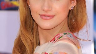 Bella Thorne švenčia 16-ąjį gimtadienį