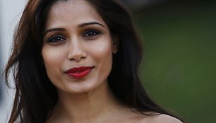 Freida Pinto švenčia 29-ąjį gimtadienį