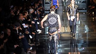 &bdquo;Versace&ldquo; kolekcijos pristatymas