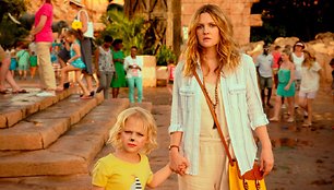 Drew Barrymore ir Alyvia Alyn Lind komedijoje „Kartu ne savo noru“ 