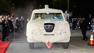Jimas Carrey ir Jeffas Danielsas atvyksta į &bdquo;Buko ir bukesnio 2&ldquo; premjerą