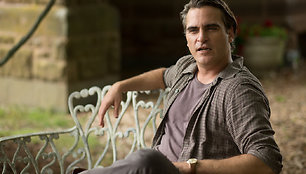 Joaquinas Phoenix filme „Neracionalus žmogus“