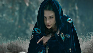 Astrid Berges-Frisbey filme „Karalius Artūras: kalavijo legenda“