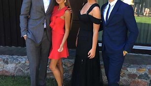 Mindaugas Kuzminskas, Eglė Andreikaitė ir Judita Jauneikaitė su draugu