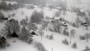 Užsnigtas kaimas Bosnijoje ir Hercegovinoje