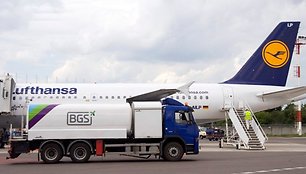 „Baltic Ground Services“ pasirašė sutartį su „Lufthansa Group“ tiekti degalus trijuose didžiausiuose Lenkijos oro uostuose