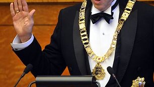 Prezidentas Toomas Hendrikas Ilvesas Estijos parlamente prisiekia antrai kadencijai