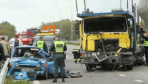 Avarija autostradoje, žuvvo moteris.