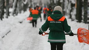 Miesto tvarkdariai pasirengę atremti žiemos ataką.