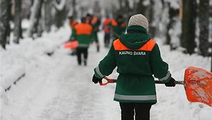 Žiemą už gatvių valymą teks mokėti daugiau.