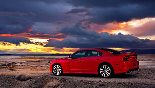 2012 metų &bdquo;Dodge Charger&ldquo;