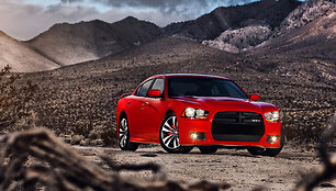 2012 metų &bdquo;Dodge Charger&ldquo;