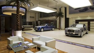 „Rolls-Royce“ pardavimo salonas Abu Dabyje