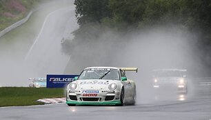 &bdquo;Porsche Carrera&ldquo; pasaulio taurės lenktynių akimirka