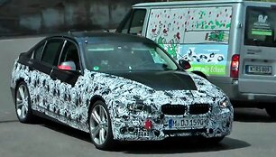 Naujasis BMW 3