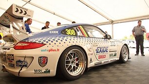 Jono Gelžinio (&bdquo;Juta Racing&ldquo;) &bdquo;Porsche 911 GT3&ldquo;