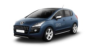 „Peugeot 3008 HYbrid4“