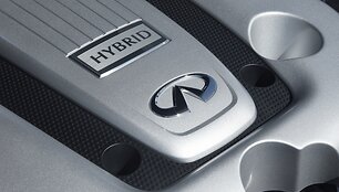 &bdquo;Infiniti M35h&ldquo;