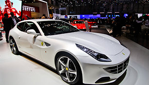 „Ferrari FF“