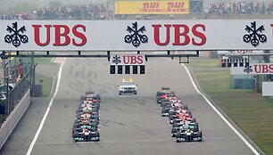 F-1 Kinijos GP startas