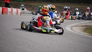 &bdquo;ARTKart&ldquo; 200 ratų varžybų akimirka