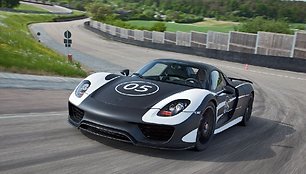 „Porsche 918 Spyder“