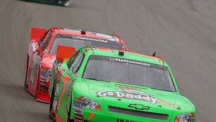 NASCAR serijos lenktynės &bdquo;Chicagoland&ldquo; trasoje