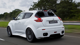 „Nissan Juke-R“