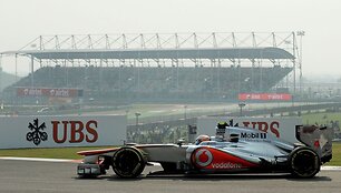 F-1 Indijos lenktynių kvalifikacijos akimirka